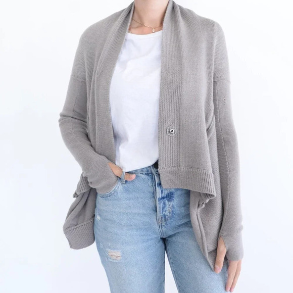 Lululemon Yoga Wrap  it Up100% Merino Wool Sweater Cardigan High Low Hem 4 - Picture 3 of 12